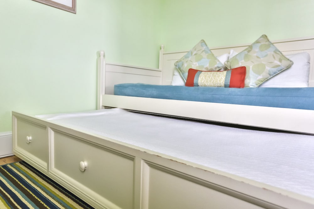 Superior Room, 1 King Bed (King Waterview)