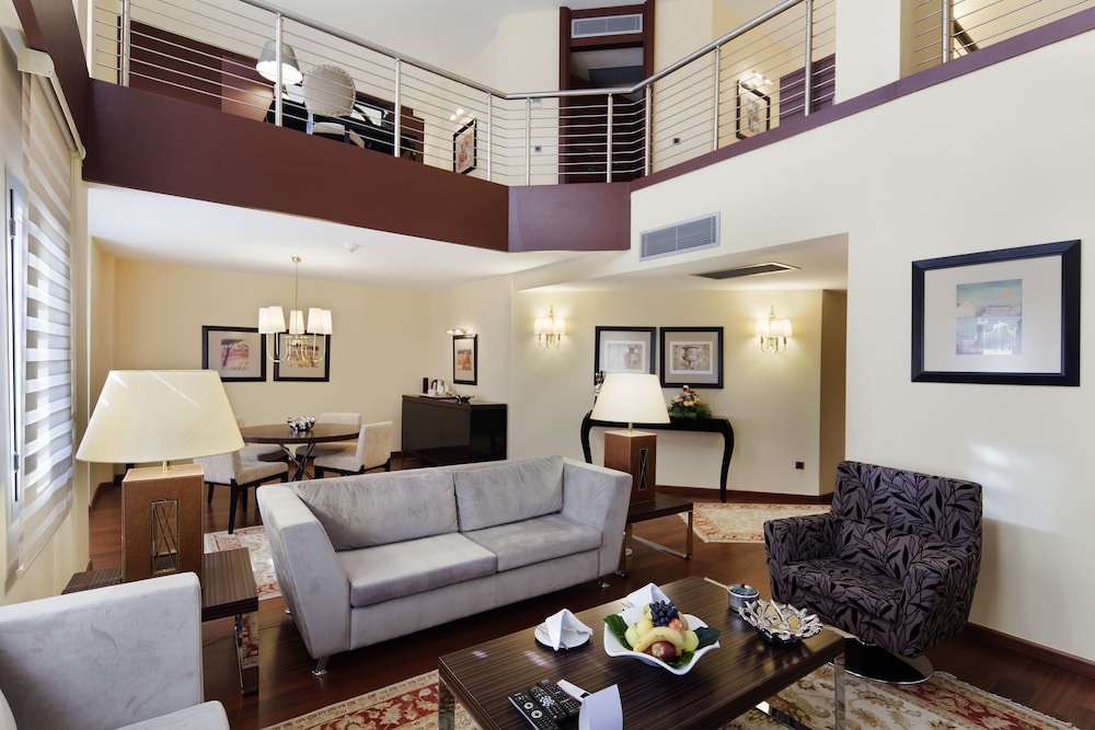Presidential Suite photo 1
