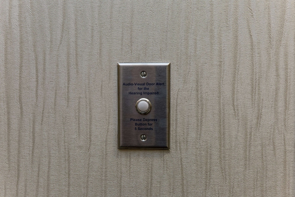 Studio, 1 King Bed, Accessible, Non Smoking (Hearing) - Photo 4