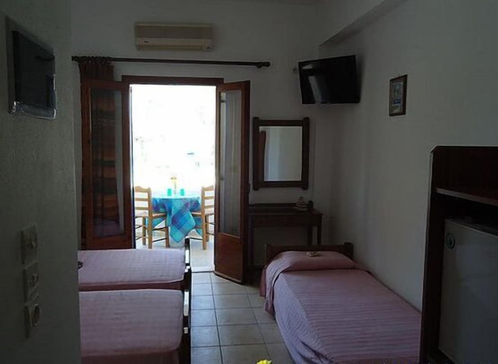 Superior Twin Room photo 2