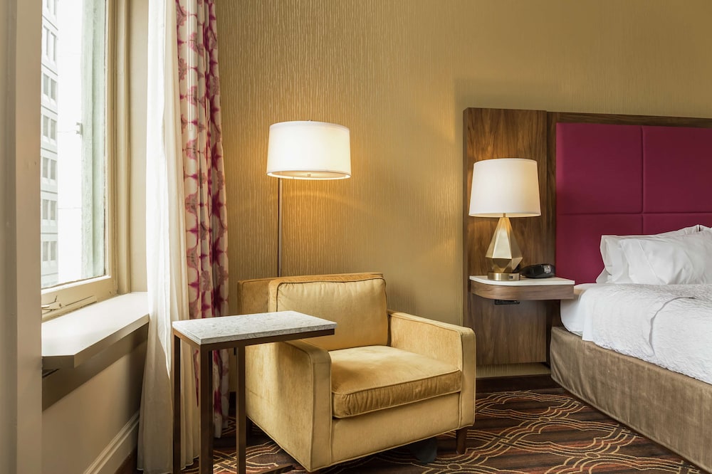 Room, 1 King Bed, Accessible - Photo 1