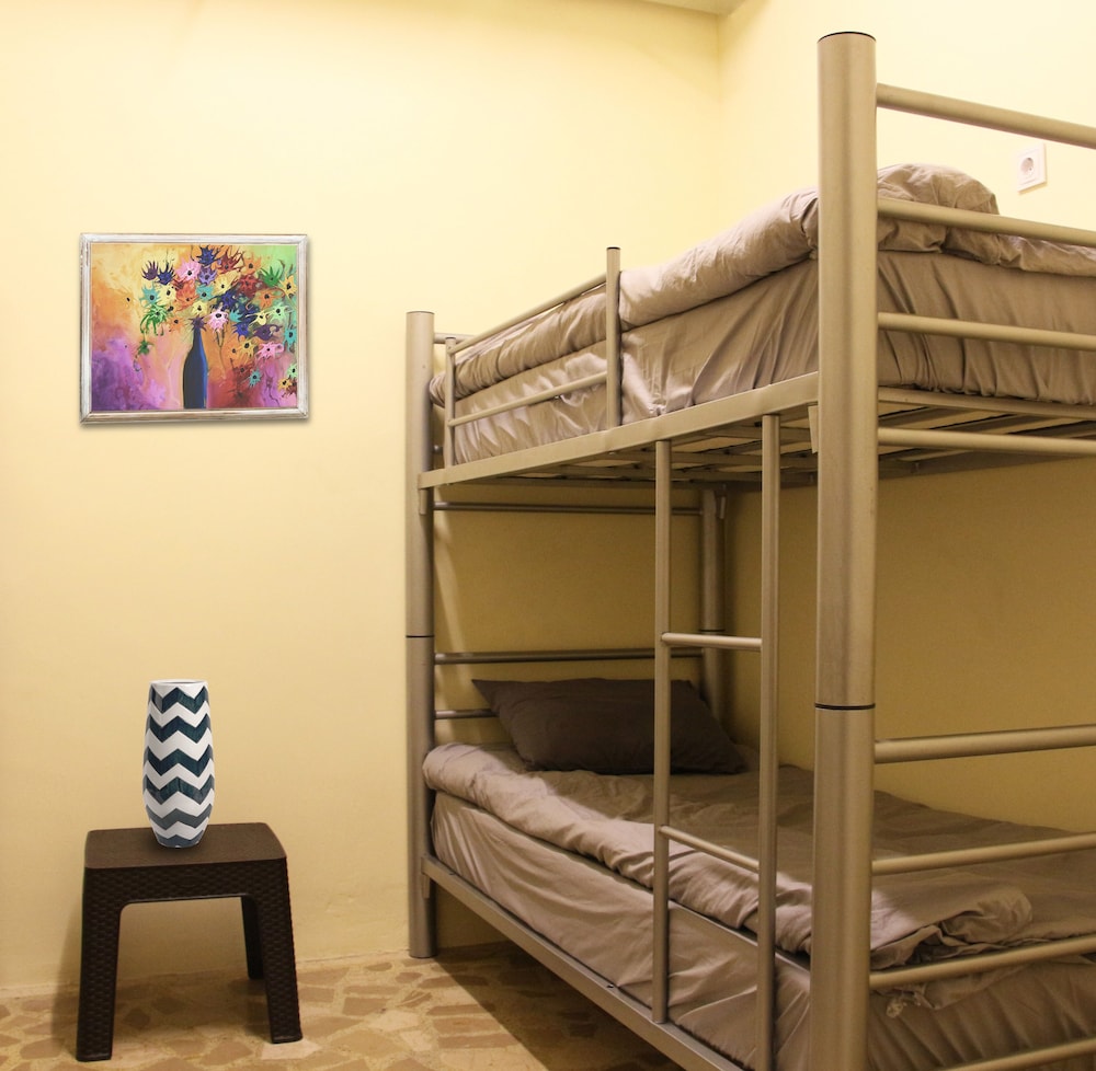 Single Bed In 6 Bed Shared Dormitory photo 1