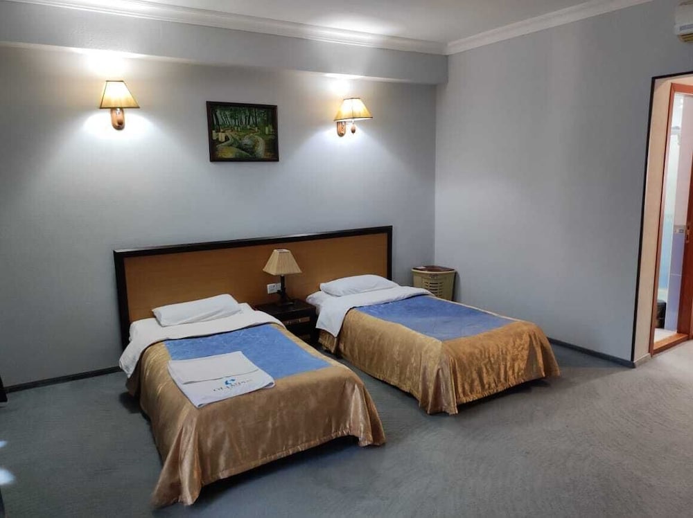 Standard Twin Room, City View