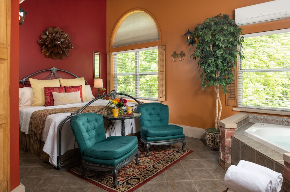 Romeo & Juliet Suite photo 1