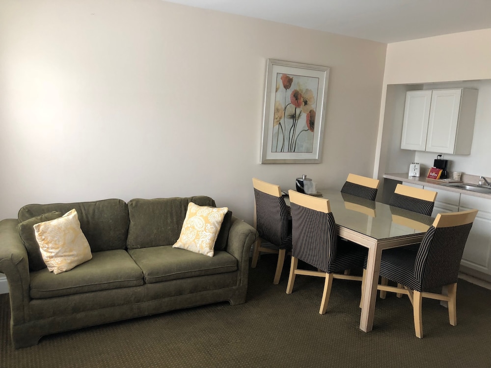 2 Bedrooms Suite - Photo 6