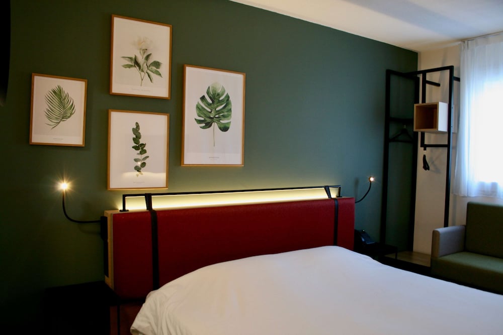 Standard Room, 1 Double Bed - Photo 3