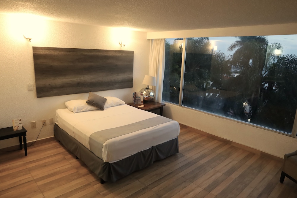 Standard Room, 1 Double Bed - Photo 4