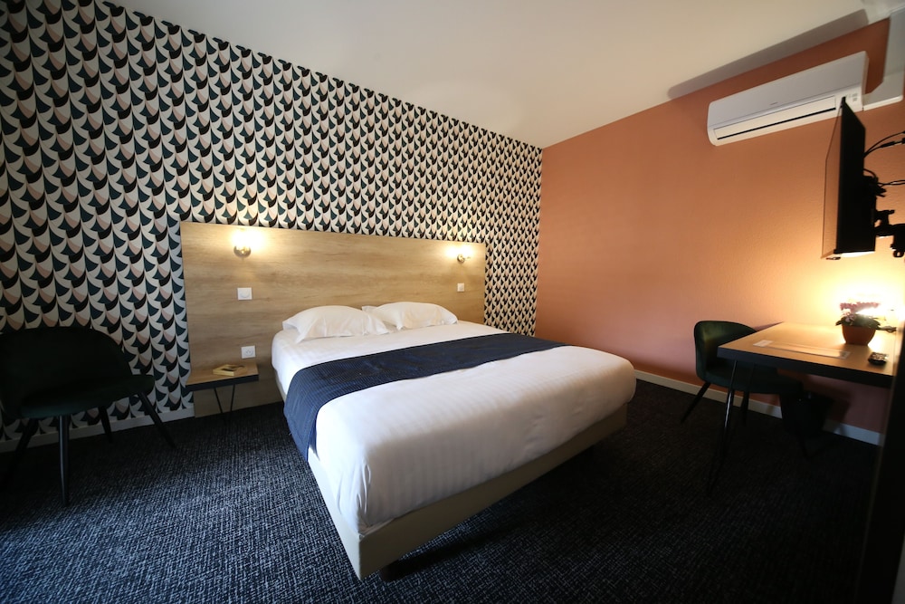 Standard Room - Photo 2