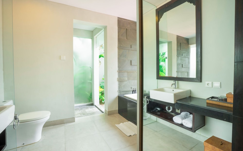 One Bedroom Pool Villas - Samaja Honeymoon Package (inclusive 1X Dinner 1X Massage)