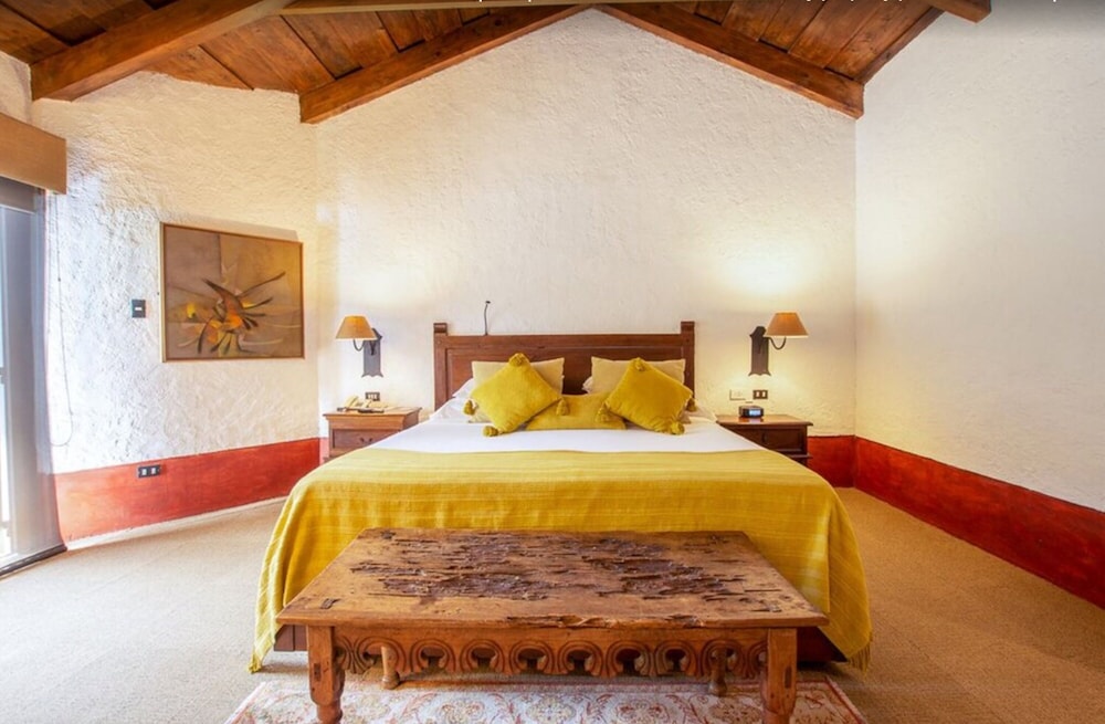 Deluxe Suite (All rooms are different) - Photo 2