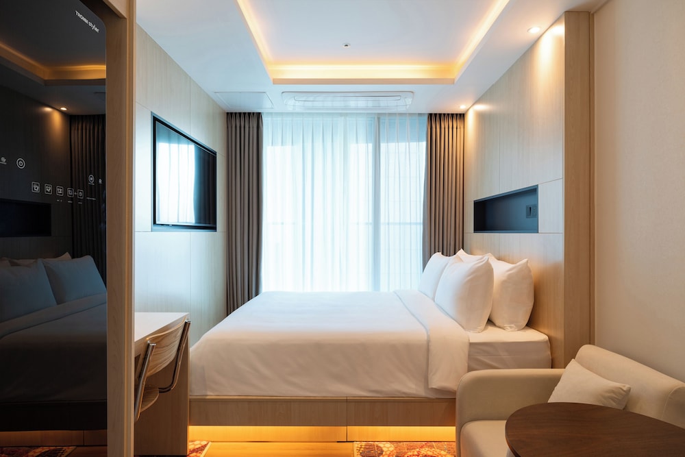 Standard Double Room, 1 King Bed photo 1