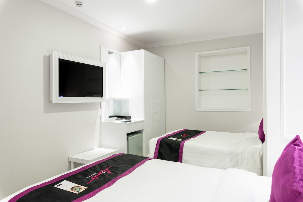 Superior Twin Room photo 3