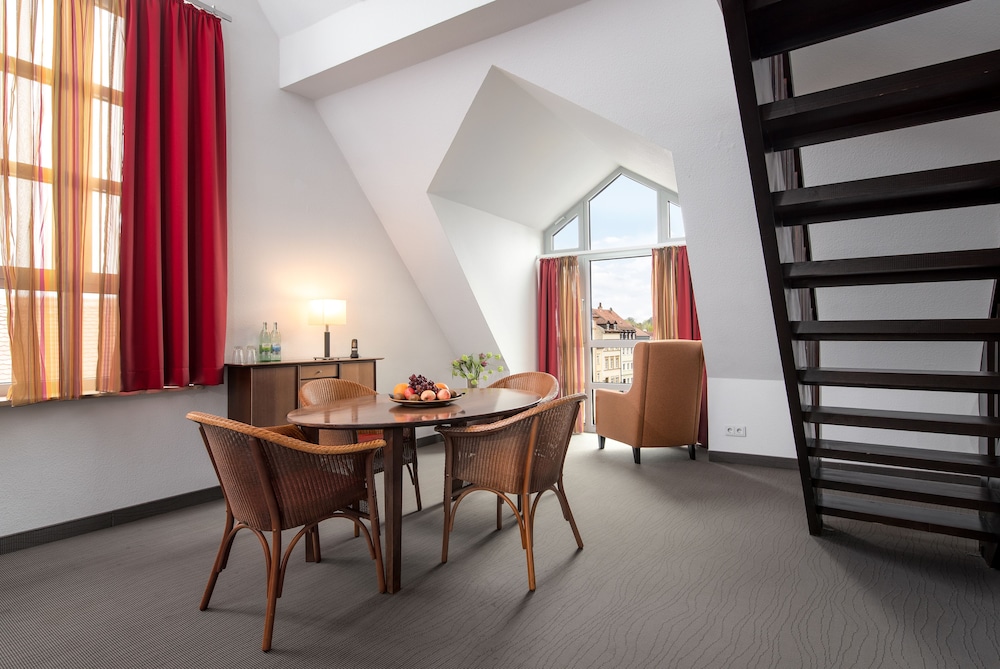 Exclusive Suite, 2 Bedrooms, River View