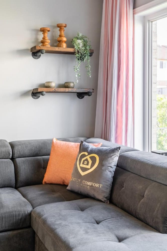 Apartment photo 2