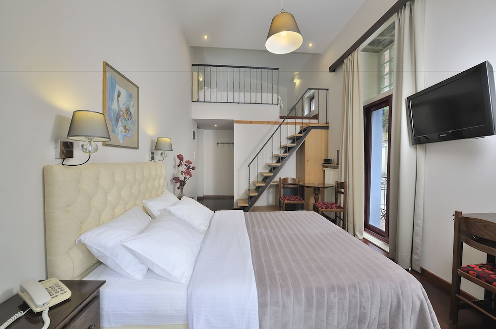 Standard Quadruple Room, Balcony