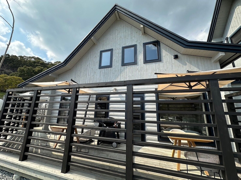 Luxury Cottage photo 1