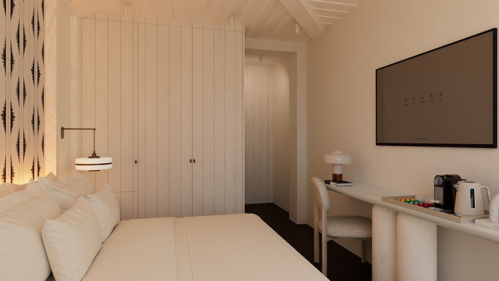 Double or Twin Room, Balcony - Photo 3