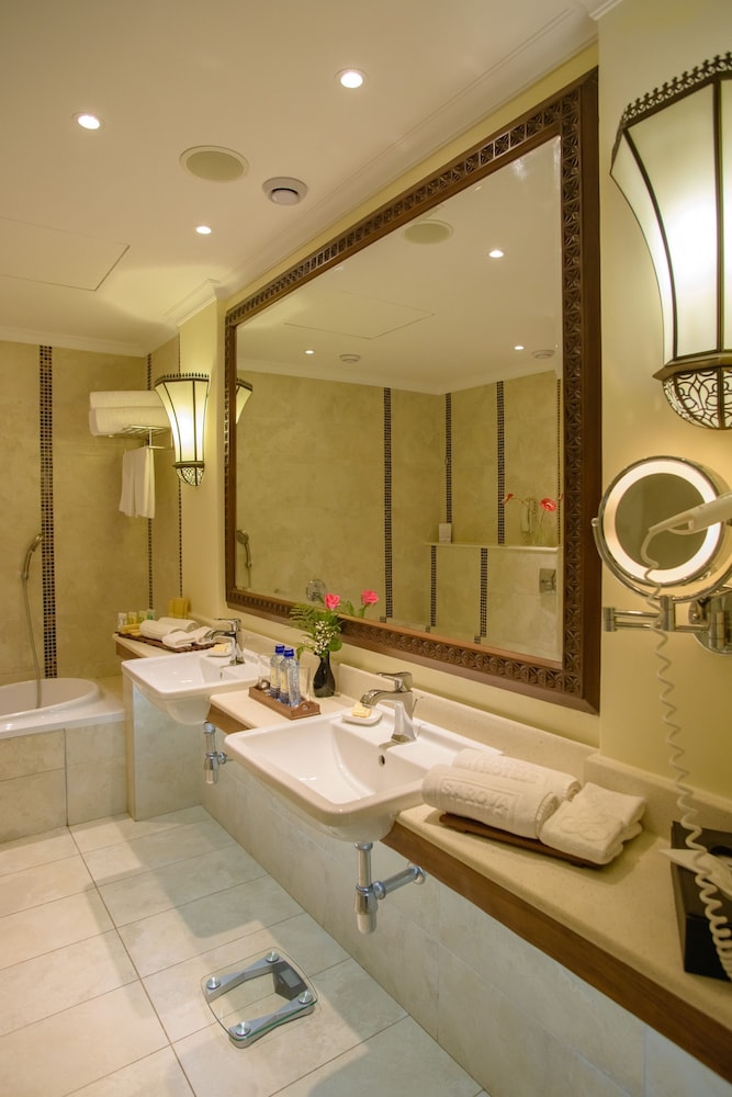 Studio Suite - Photo 8
