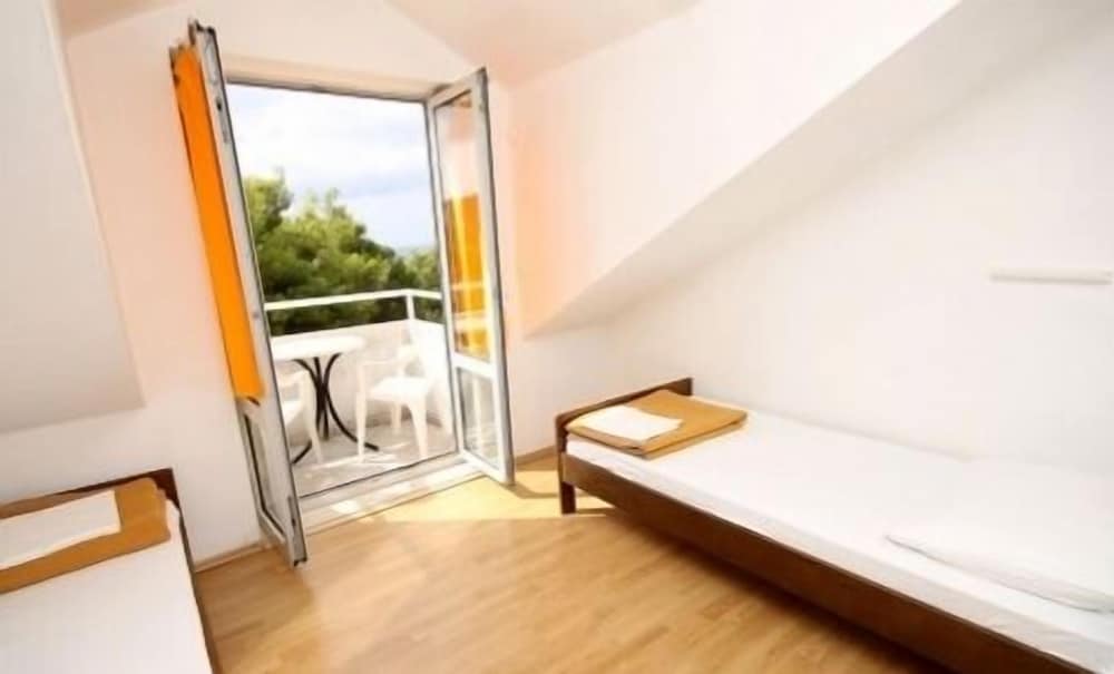 Apartment, 2 Bedrooms (A4) photo 2