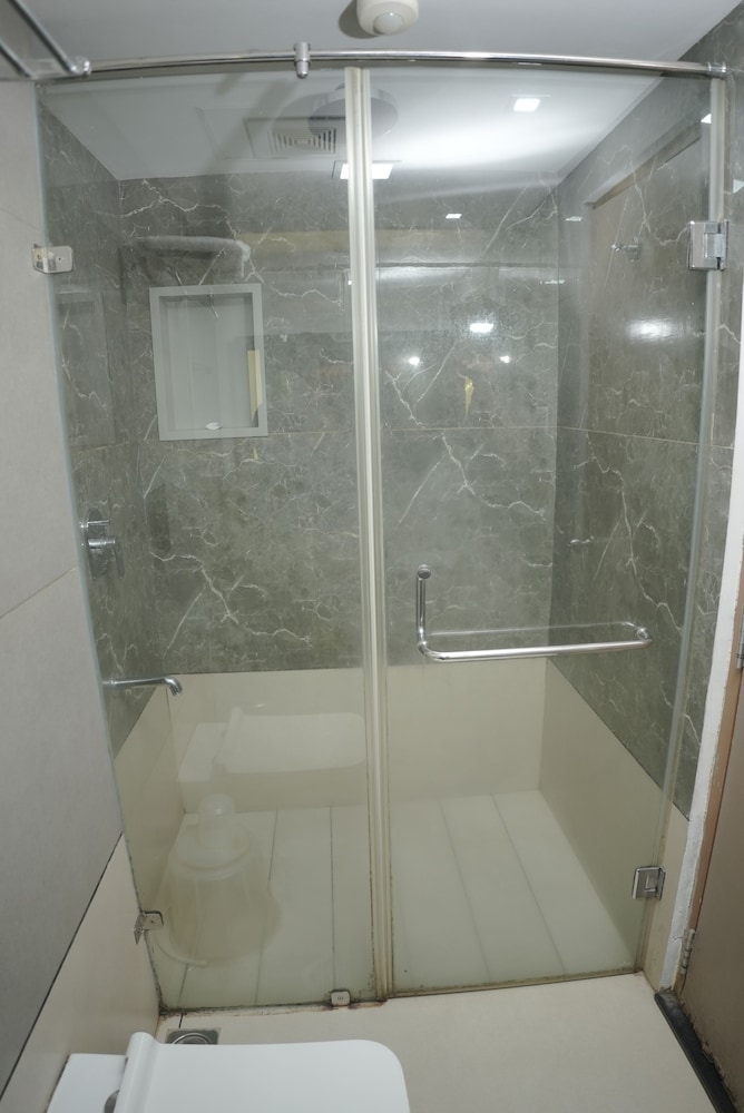 Standard Room - Photo 2