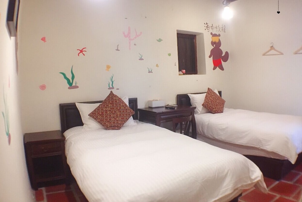 Standard Twin Room, 2 Twin Beds photo 2