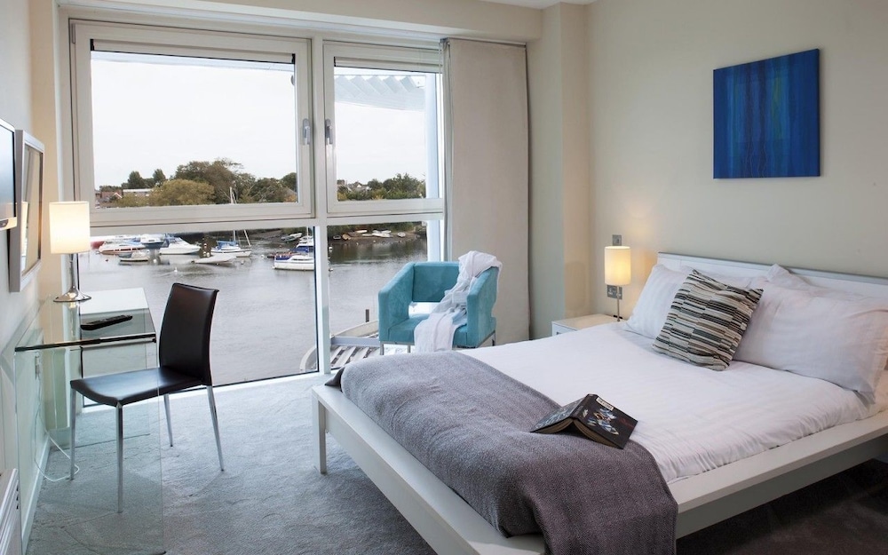 Luxury Double Room, River View