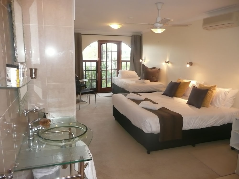 Deluxe Spa Suite Room 4 photo 3