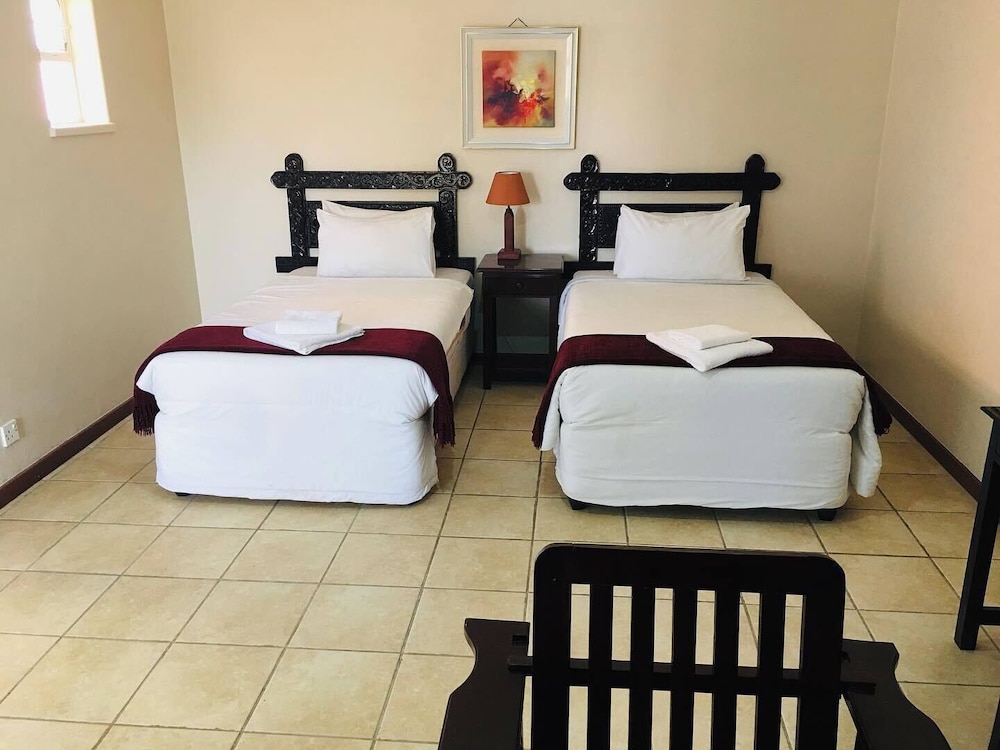 Comfort Twin Room