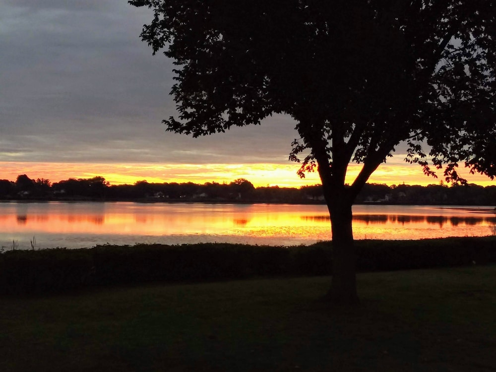 Lakeside Inn, Foto 8