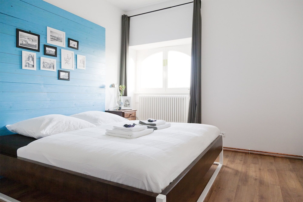 Basic Double Room, 2 Bedrooms, Connecting Rooms (Shared Bathroom)