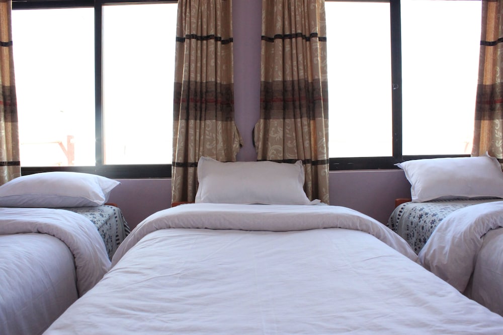 Standard Twin Room, Hill View photo 3
