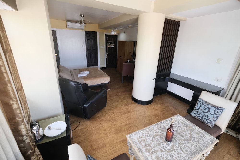 Executive Room photo 2