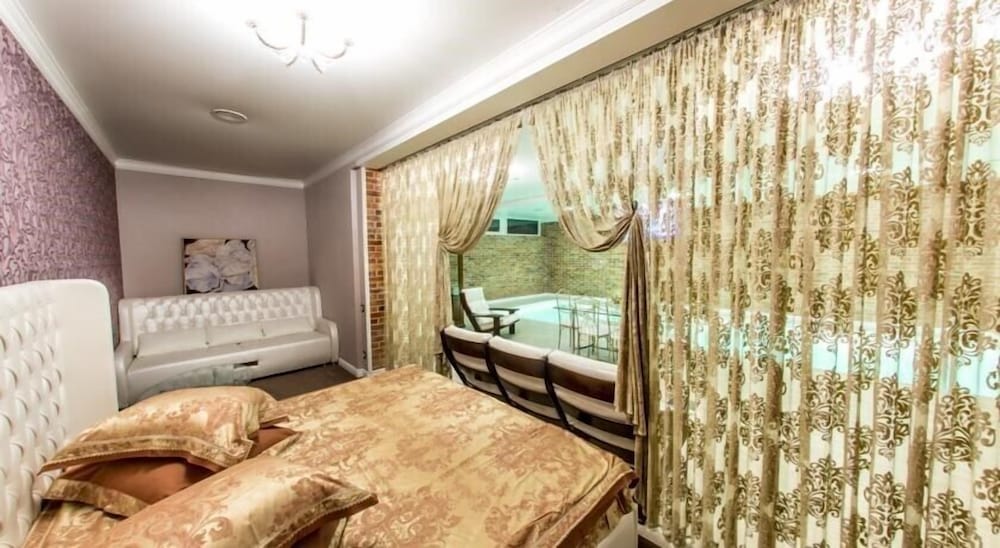 Deluxe Double Room, Private Pool photo 2