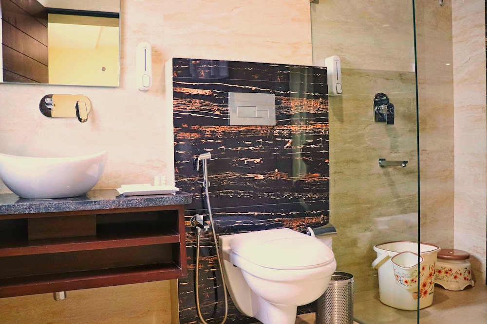 Mansion Room - Photo 2