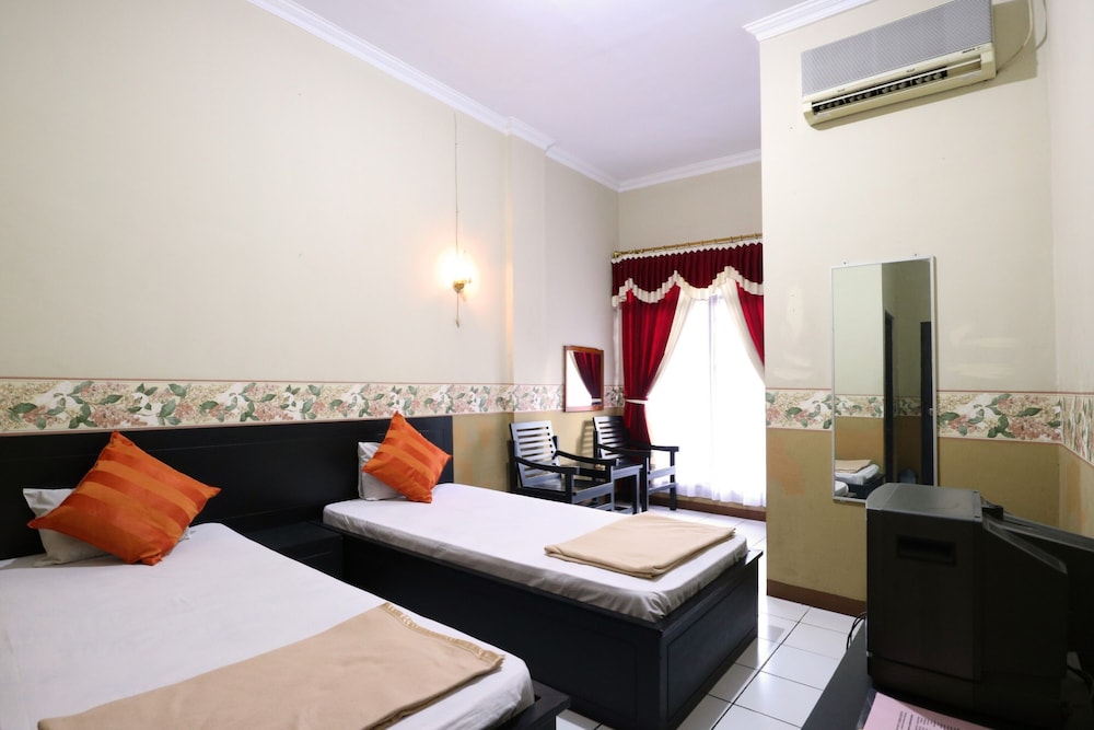 Executive Room photo 2