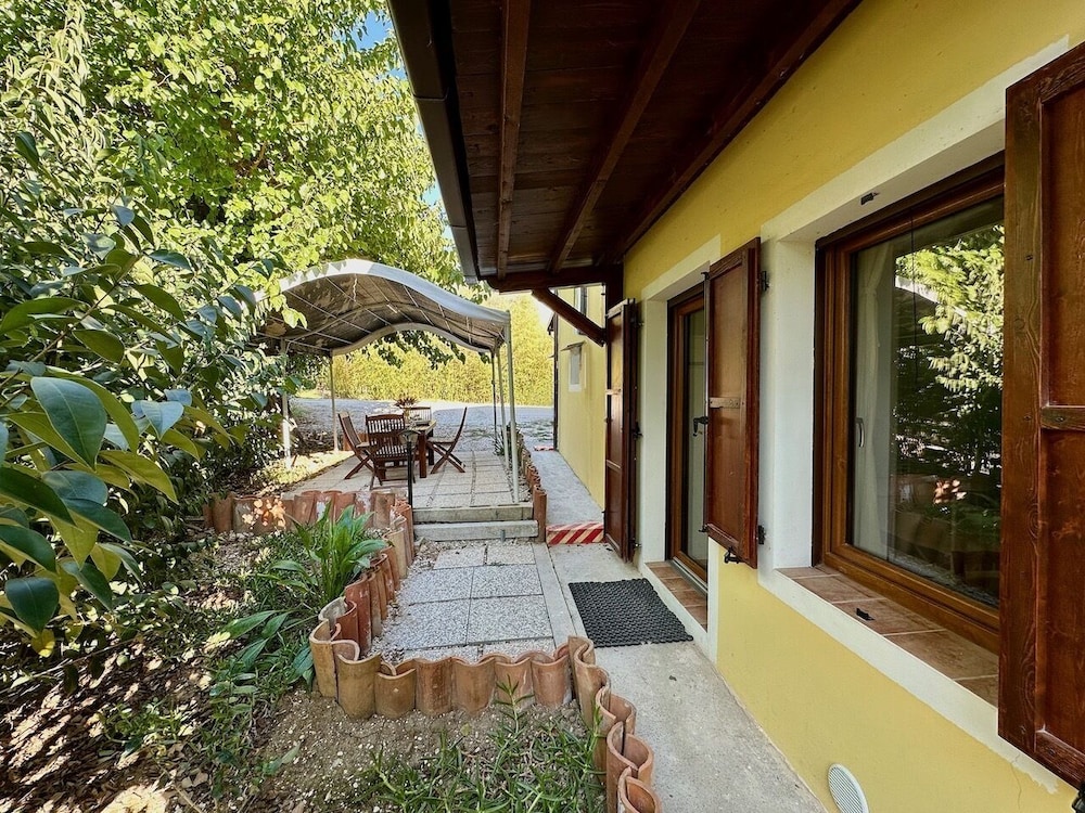 House, 1 Bedroom, Patio, Garden View photo 1