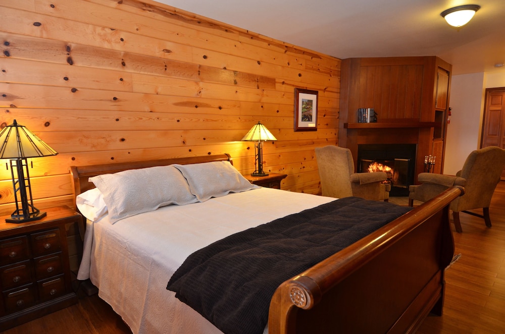 Executive Room, 1 Queen Bed, Non Smoking, Bay View photo 2