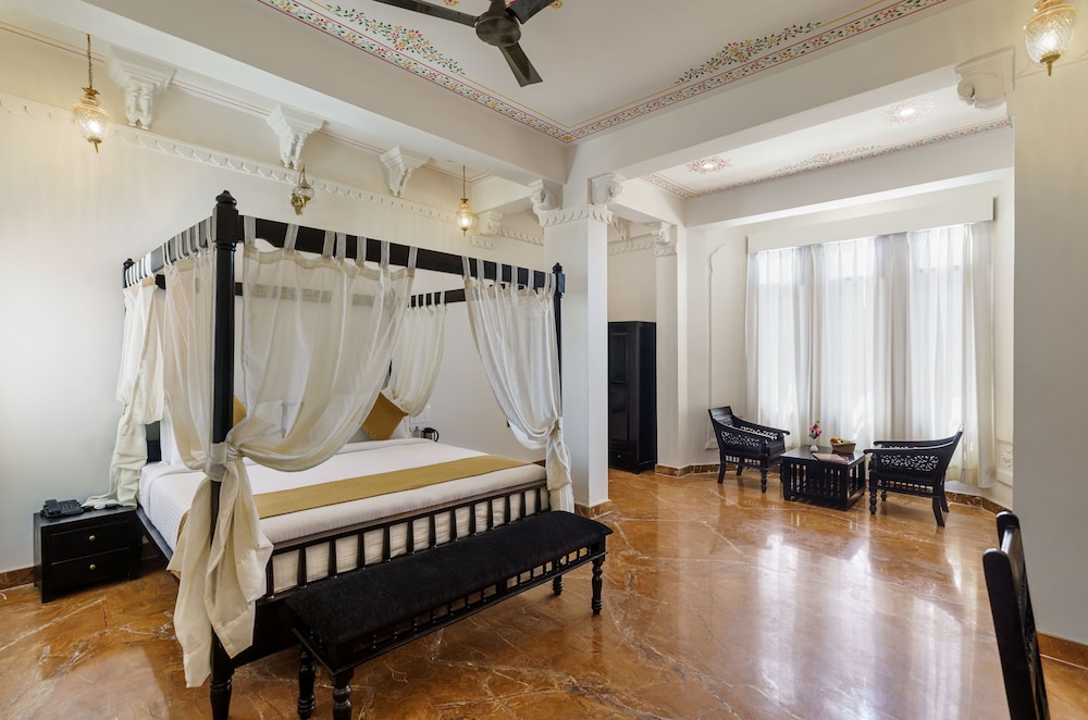 Luxury Room