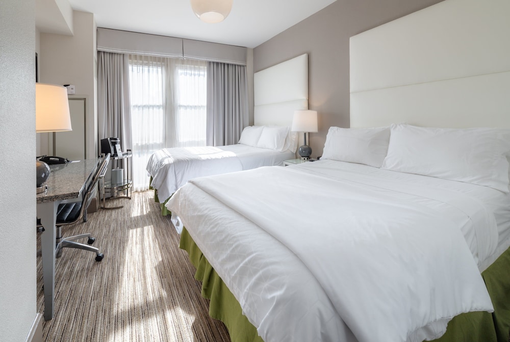 Standard Room, 2 Double Beds, Accessible (Mobility) - Photo 2