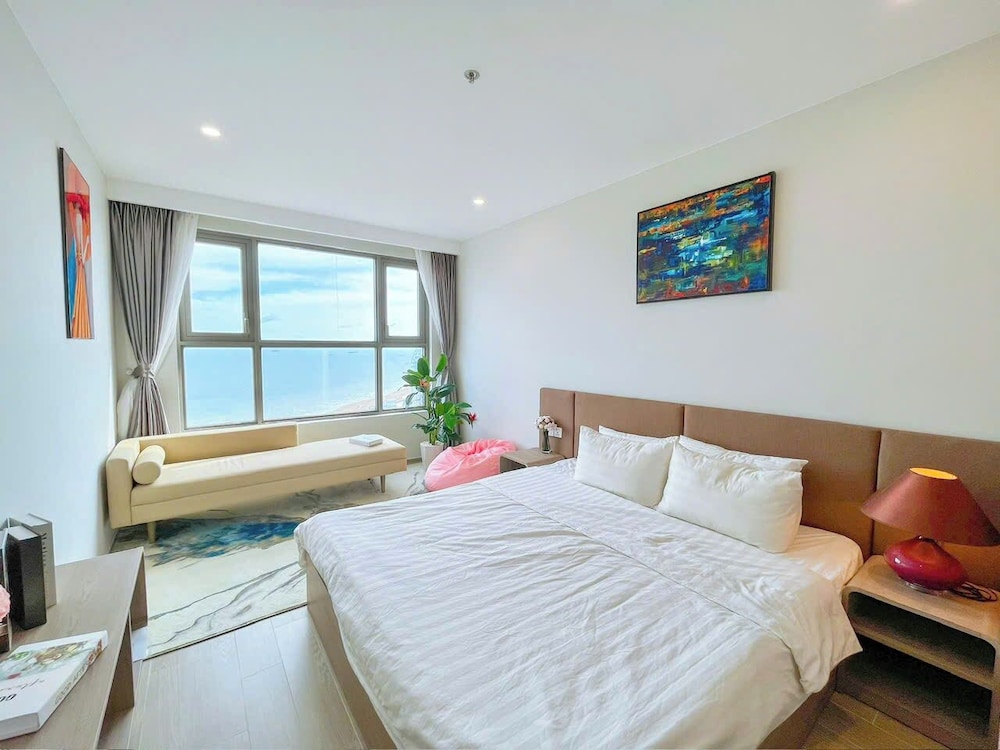 Deluxe Apartment, 3 Bedrooms, Ocean View