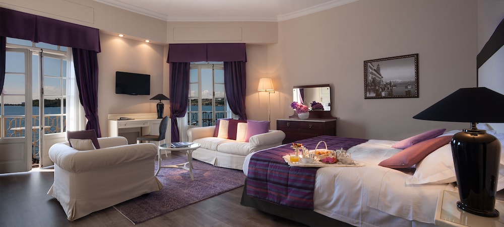 Junior Studio Suite, Balcony, Lake View photo 2