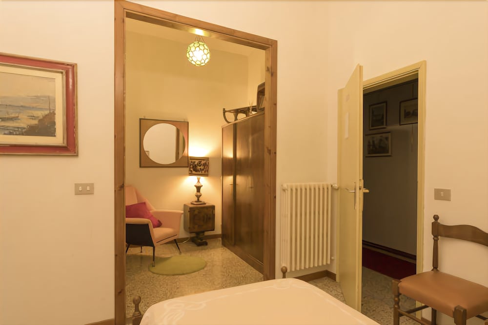 Triple Room, 3 Twin Beds photo 1