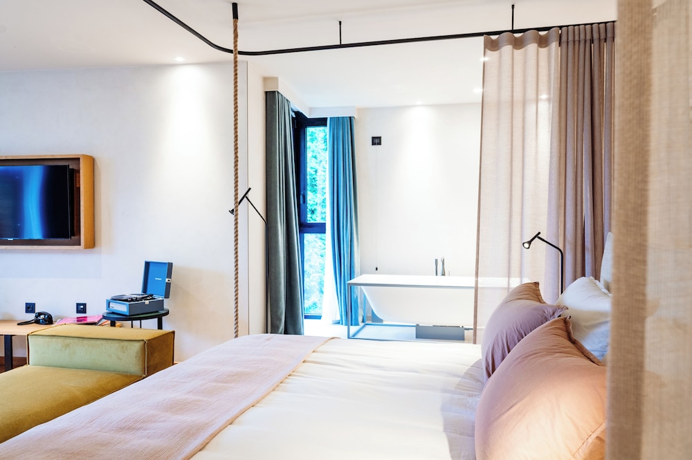 Junior Suite (Nature View) photo 2