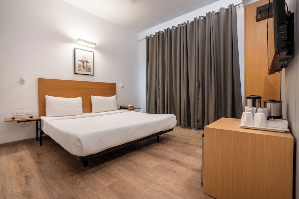 Superior King Room - Photo 1