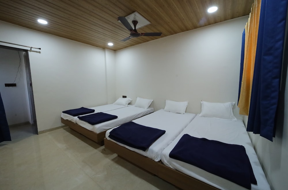 Family Quadruple Room, Mountain View photo 1