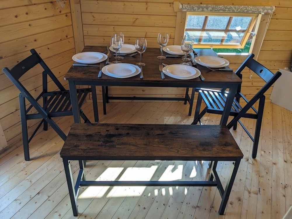 Romantic Cabin, Multiple Beds, Kitchenette, Garden View photo 3