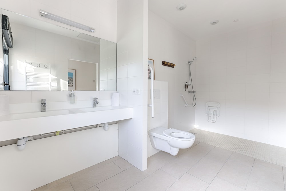 Quadruple Room - Photo 5