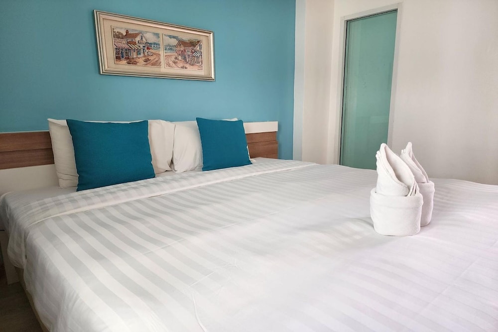 Deluxe Double Room - Photo 1