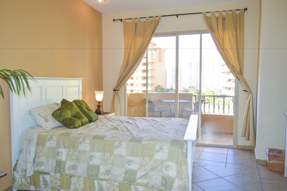 Apartment, 2 Bedrooms, Ocean View