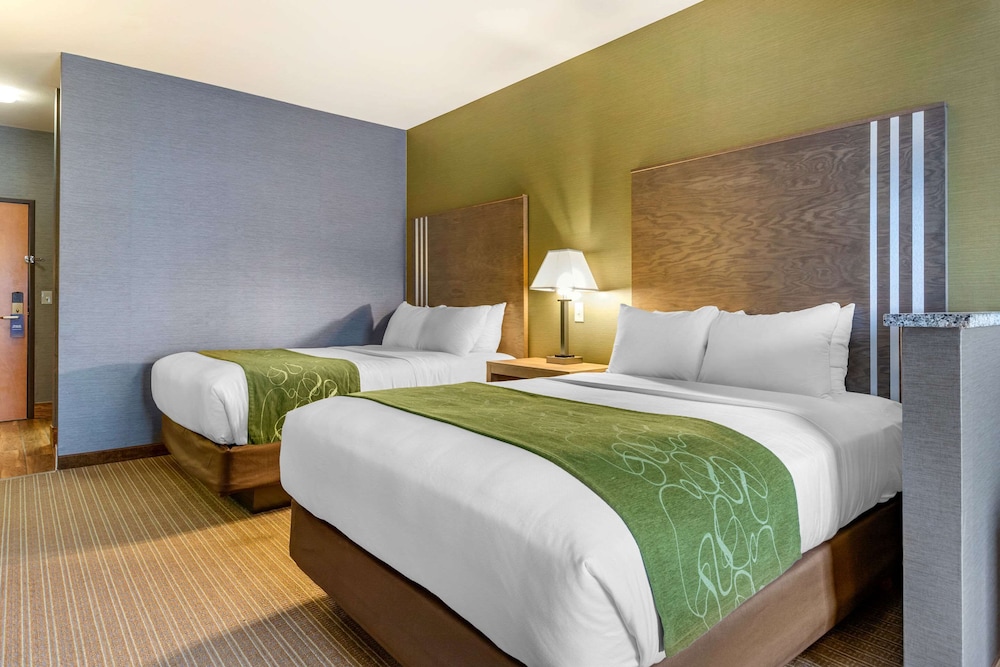 Suite, 2 Queen Beds, Non Smoking - Photo 1